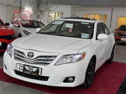 تۆیۆتا کامری